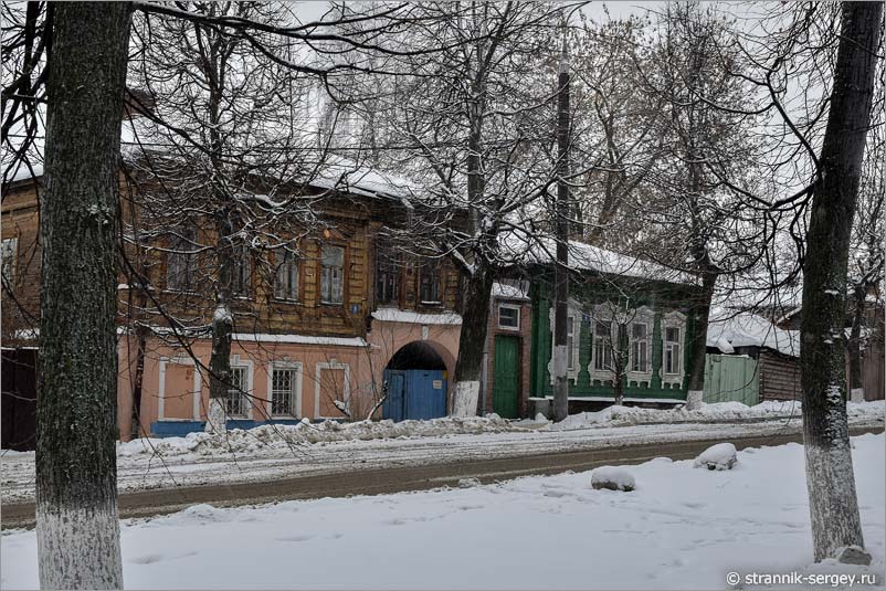 Провинциальные улицы старого города Владимира