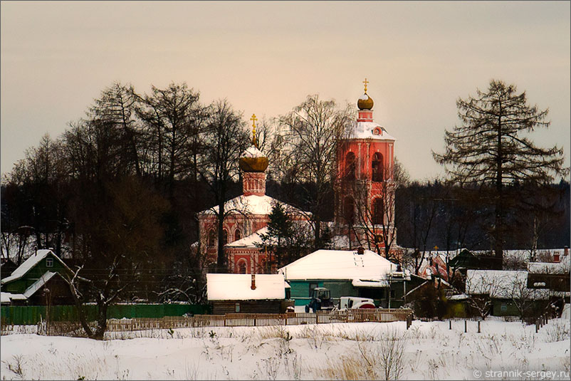 село Шарапово Успенская церковь