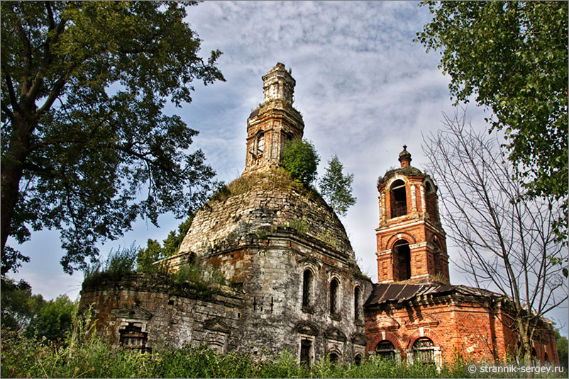 Старые церкви на Юге Подмосковья