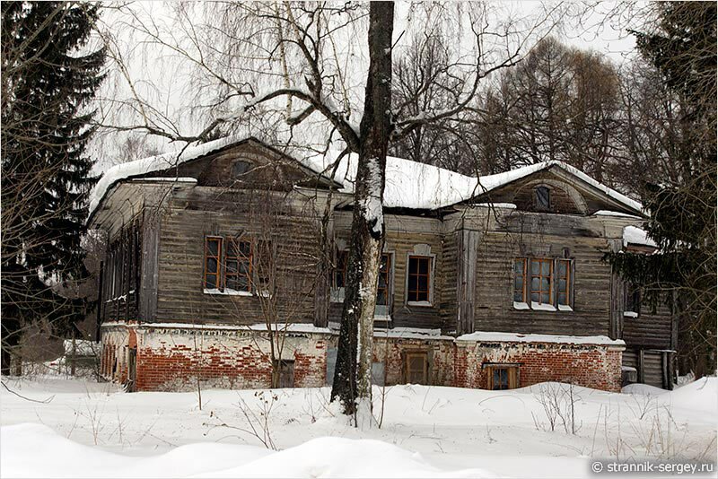 Старинная дворянская усадьба