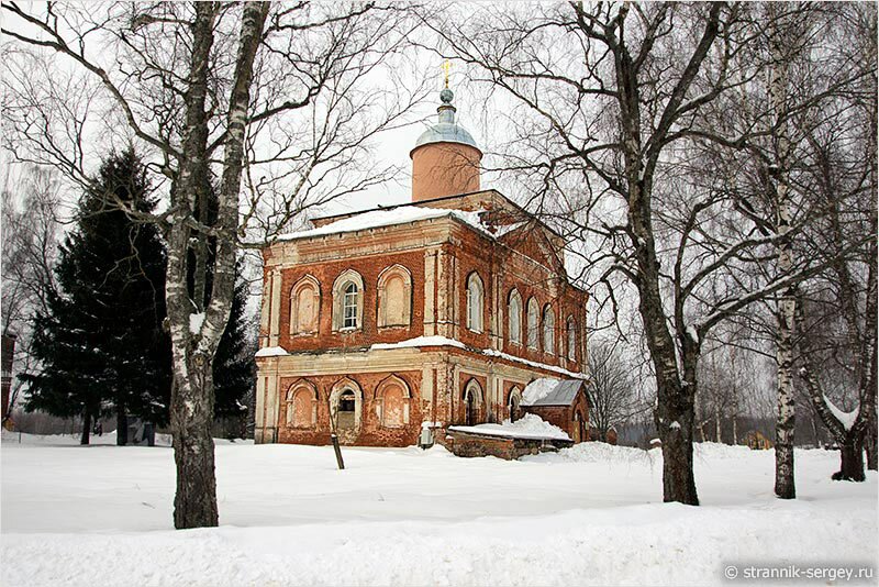 Храмы Подмосковья - храм великомученика Димитрия Солунского в деревне Яковлево