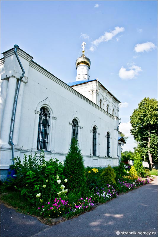 церковь Успения Пресвятой Богородицы в селе Белые Колодези