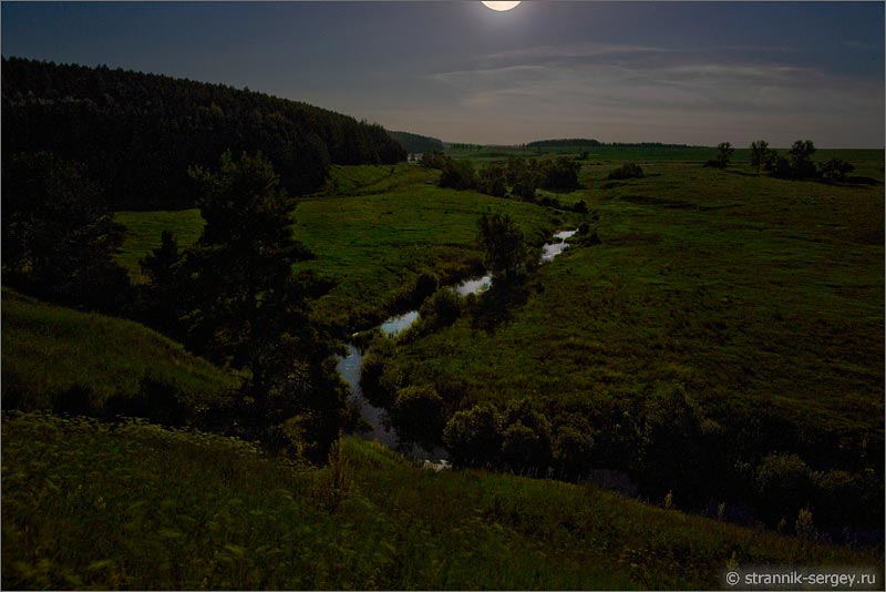 Лунная ночь полнолуние картина река холмы река поля луга
