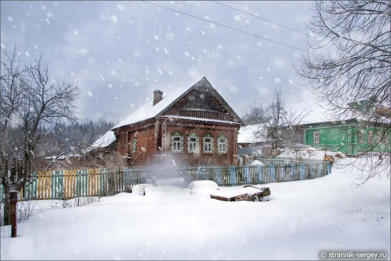 Деревня Пустнынь Снегопад