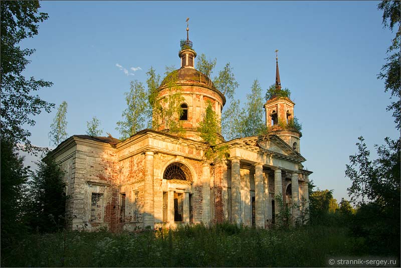 церковь Вознесения Господня в усадьбе Елпатьево
