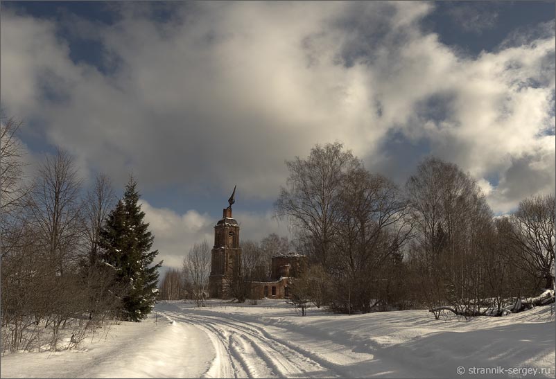 Церковь Рождества Пресвятой Богородицы в селе Гора Пневиц