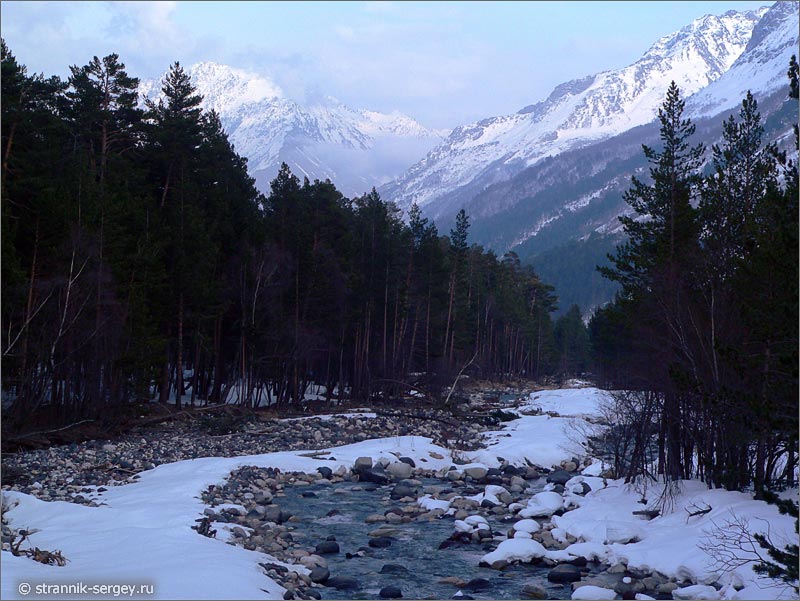 Баксанское ущелье горная река Баксан Большой Кавказский хребет